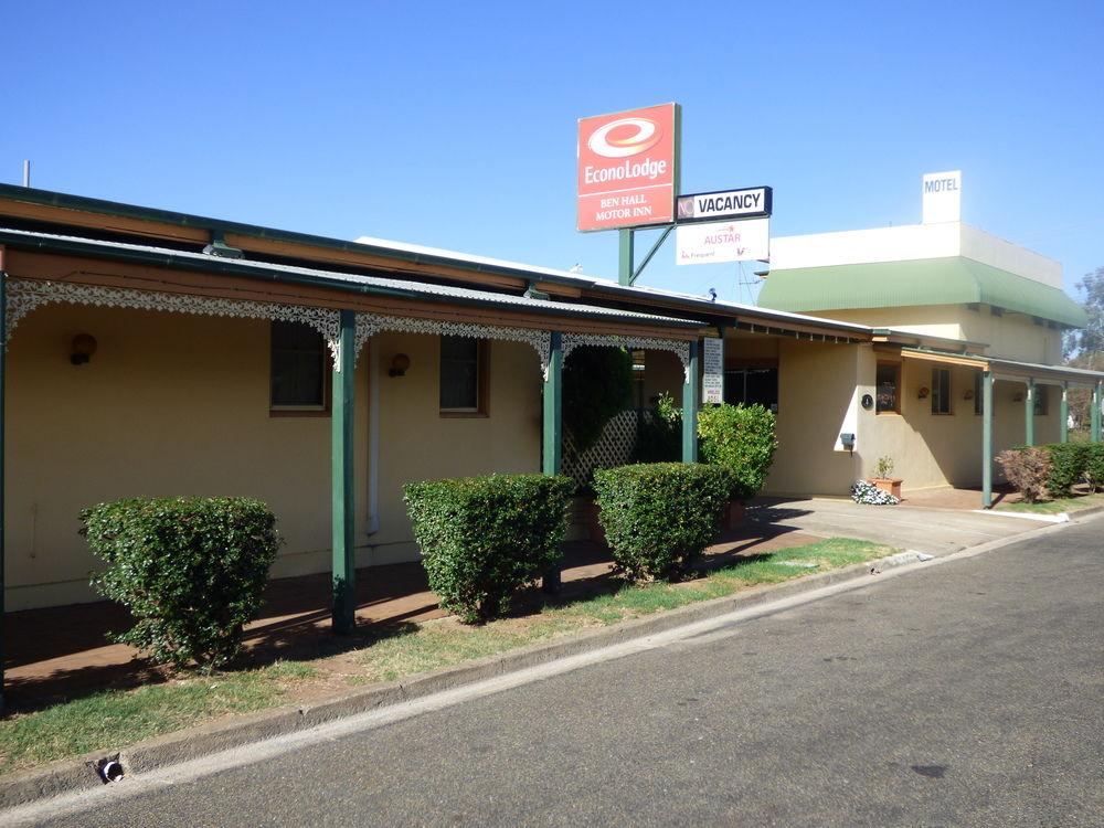 פורבס Ben Hall Motor Inn מראה חיצוני תמונה