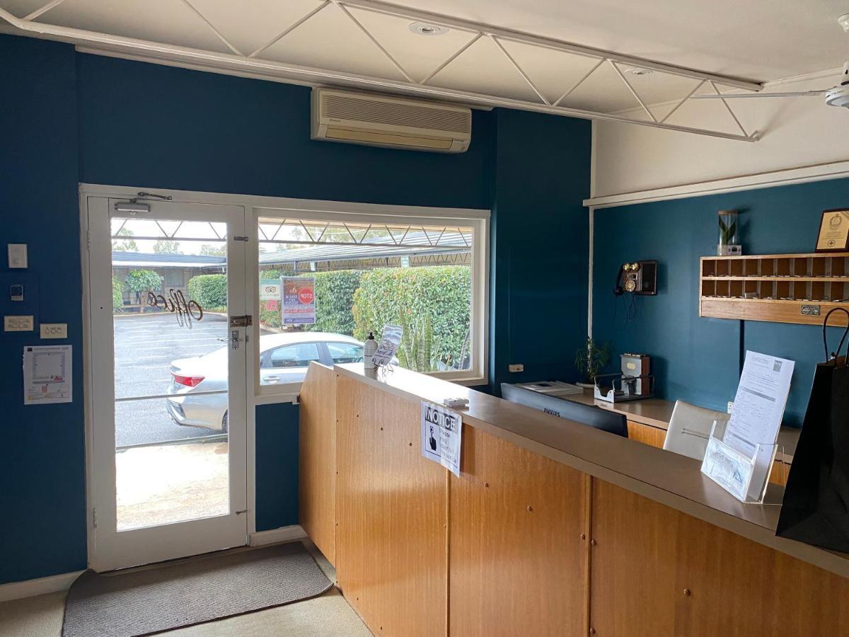 פורבס Ben Hall Motor Inn מראה חיצוני תמונה