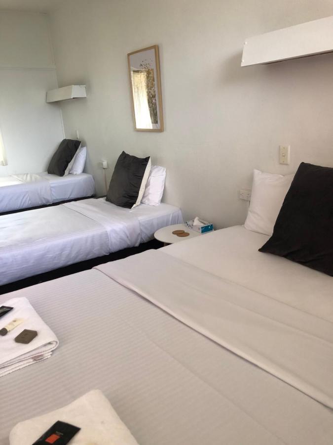 פורבס Ben Hall Motor Inn מראה חיצוני תמונה
